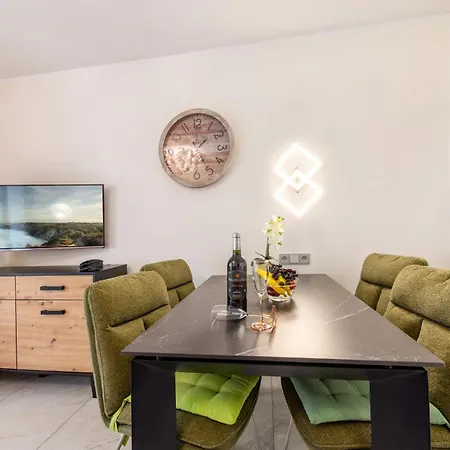 Ostsee W22 In Direkt Am Mit Ueberdachtem Balkon Daire