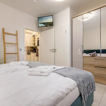 Ostsee W22 In Direkt Am Mit überdachtem Balkon
