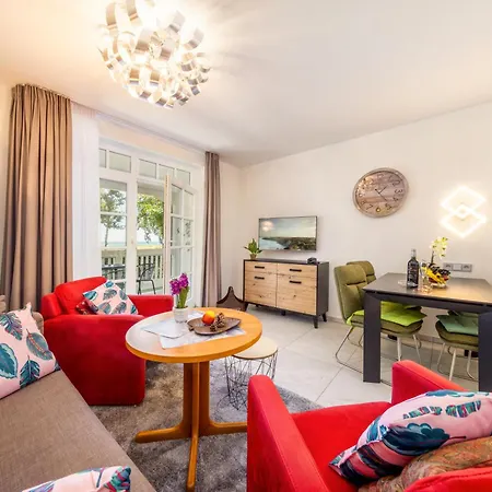 Ostsee W22 In Direkt Am Mit Ueberdachtem Balkon 4* Binz